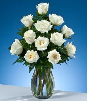 20 White Flowers Vase