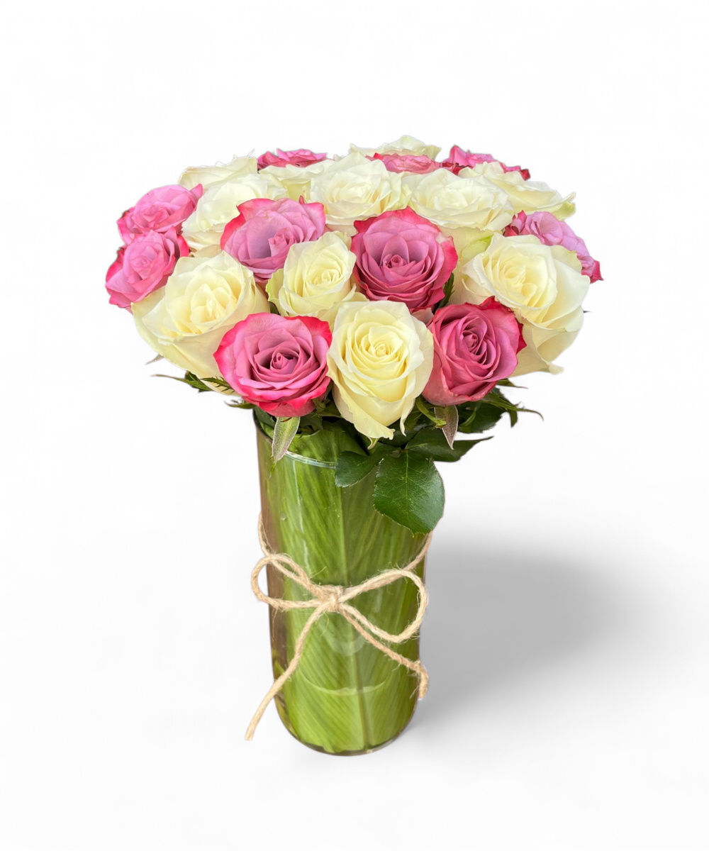 20 White & Purple Roses in a Vase