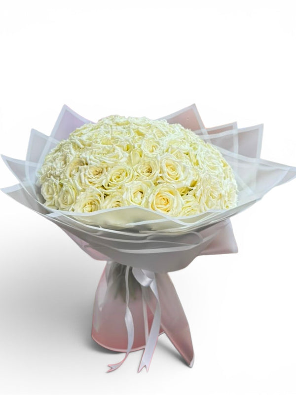 100 White roses