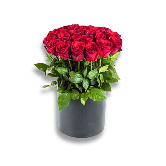 30 Red Roses in Rounded Box